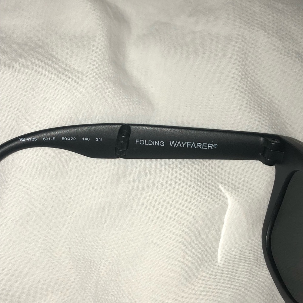 Ray-Ban Folding Wayfarer - Picture 5 of 8